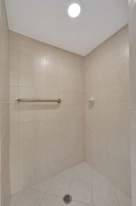En Venta: $499,000 (2 camas, 2 baños, 1227 Pies cuadrados)