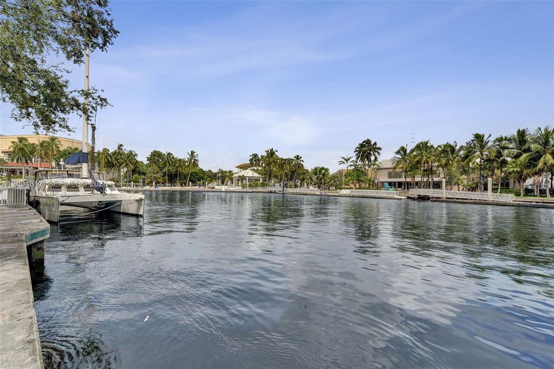 En Venta: $499,000 (2 camas, 2 baños, 1227 Pies cuadrados)