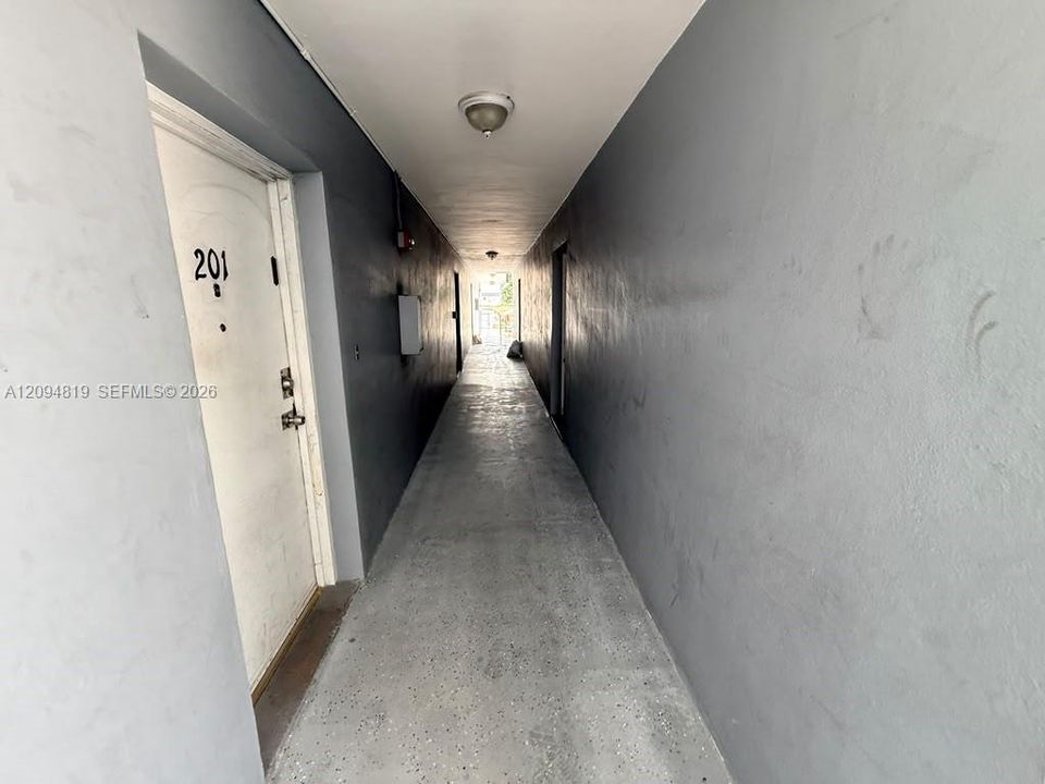 В аренду: $2,000 (2 спален, 1 ванн, 756 Квадратных фут)