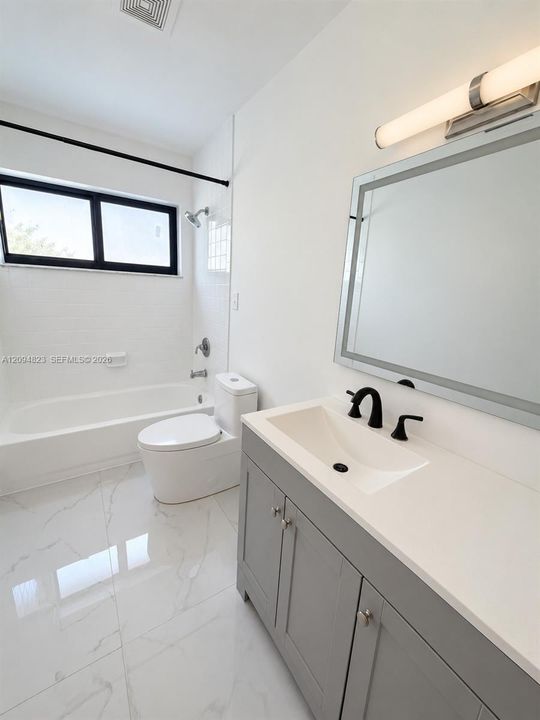 For Rent: $4,350 (3 beds, 3 baths, 2059 Square Feet)