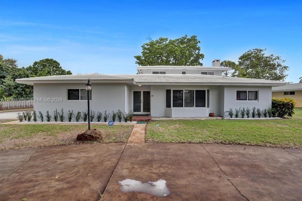 En Venta: $1,250,000 (5 camas, 4 baños, 3095 Pies cuadrados)