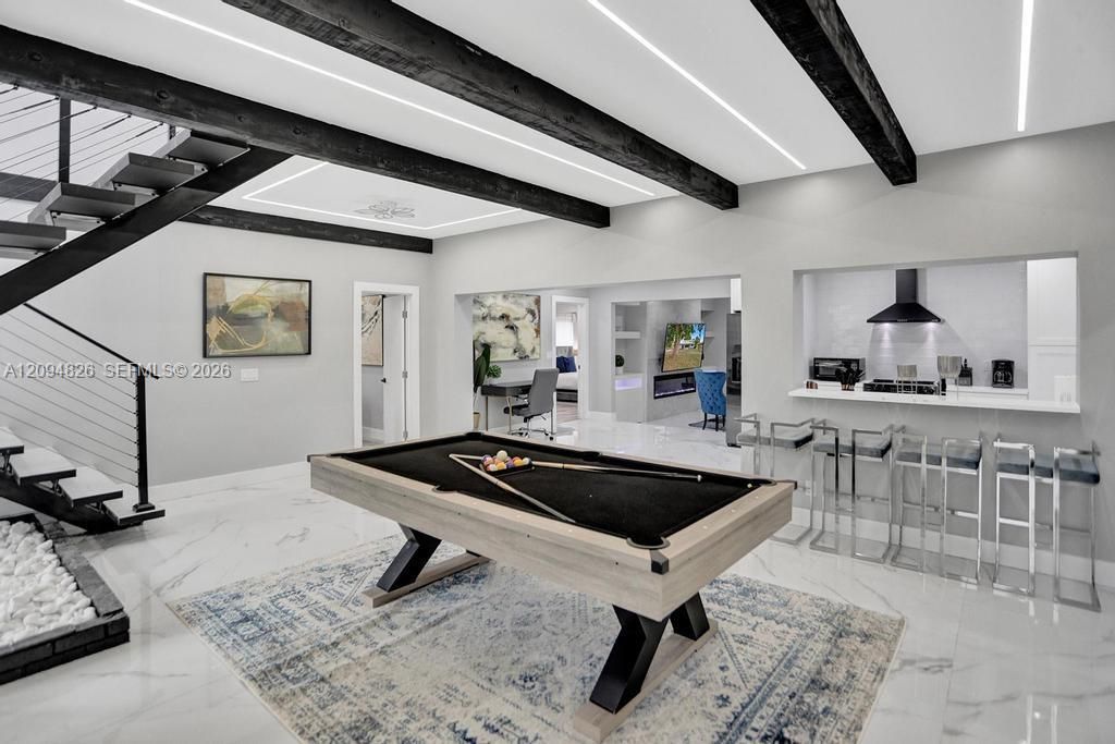En Venta: $1,250,000 (5 camas, 4 baños, 3095 Pies cuadrados)