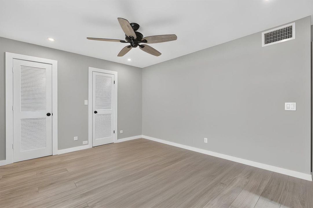 23-web-or-mls-_MLP7817 furniture removed