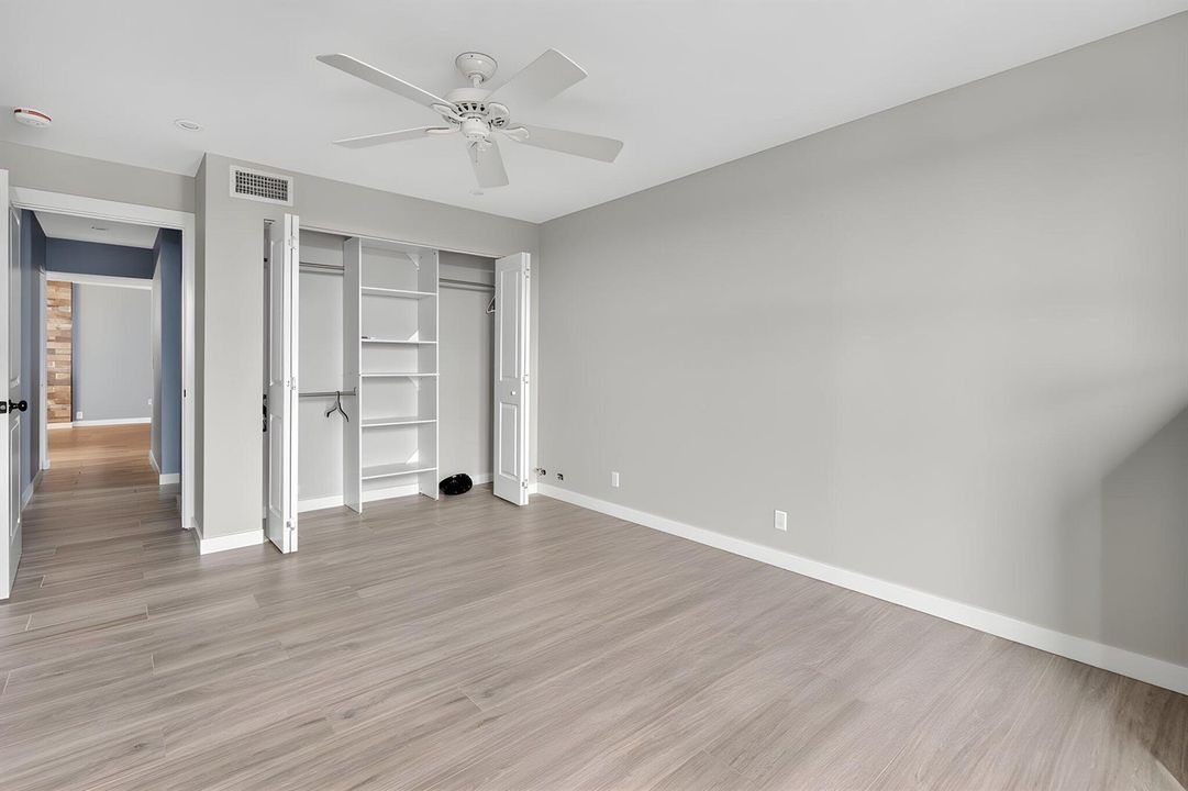 18-web-or-mls-_MLP7792 furniture removed