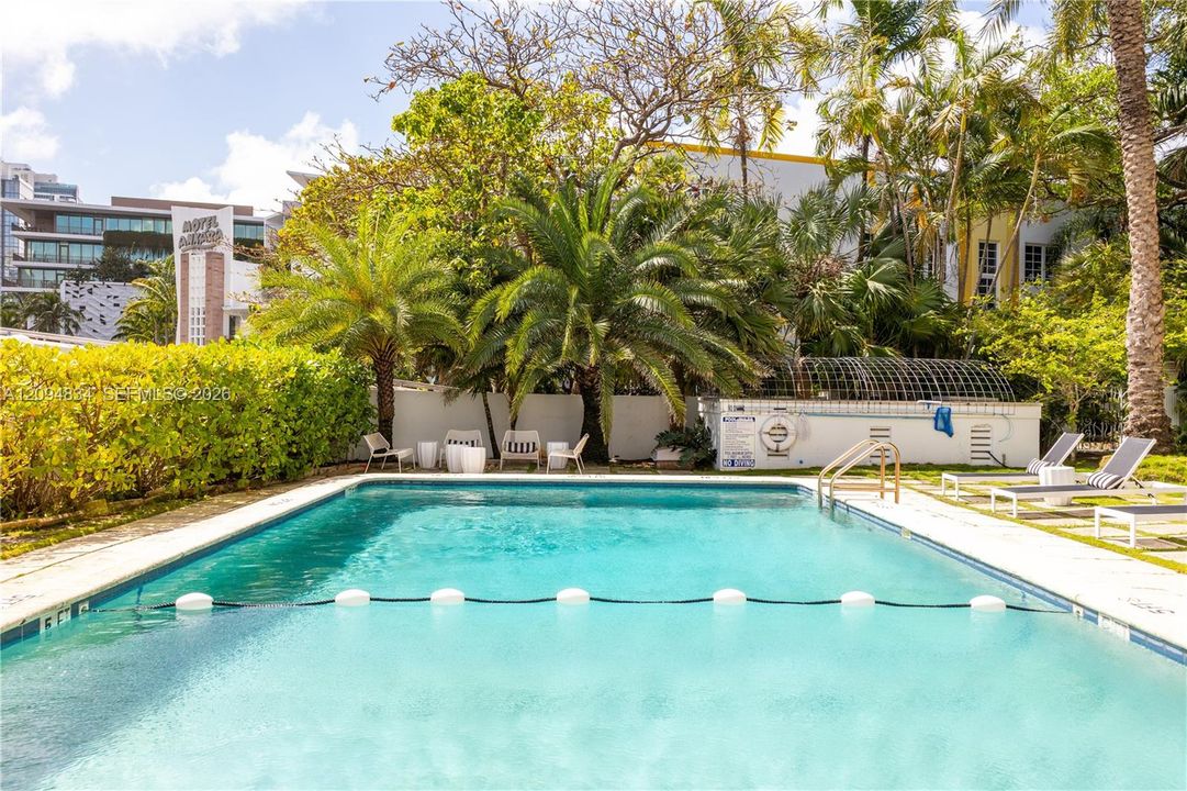 For Sale: $425,000 (0 beds, 1 baths, 502 Square Feet)