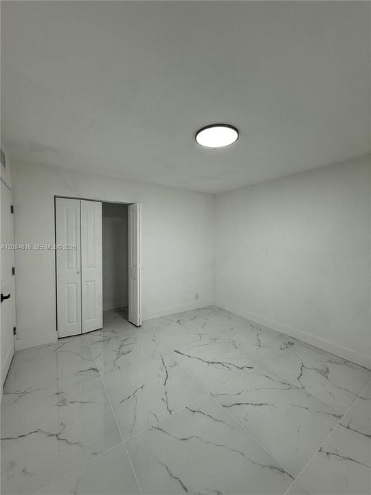 For Sale: $670,000 (5 beds, 3 baths, 1976 Square Feet)