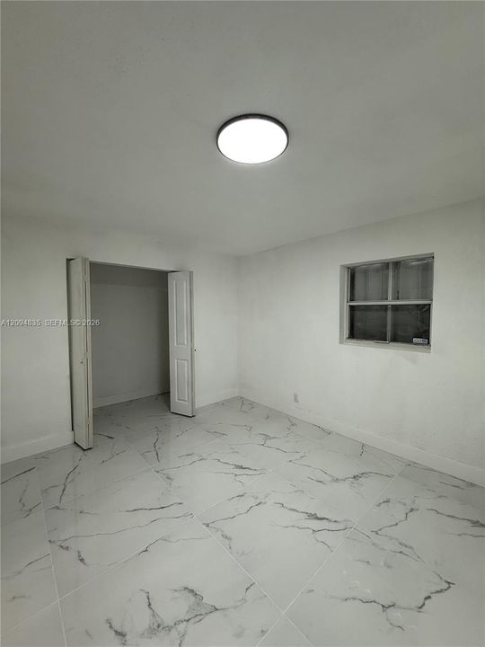 For Sale: $670,000 (5 beds, 3 baths, 1976 Square Feet)