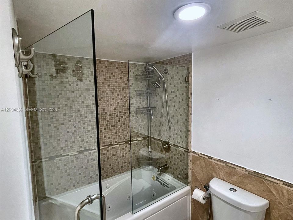 En Renta: $3,695 (2 camas, 2 baños, 1353 Pies cuadrados)