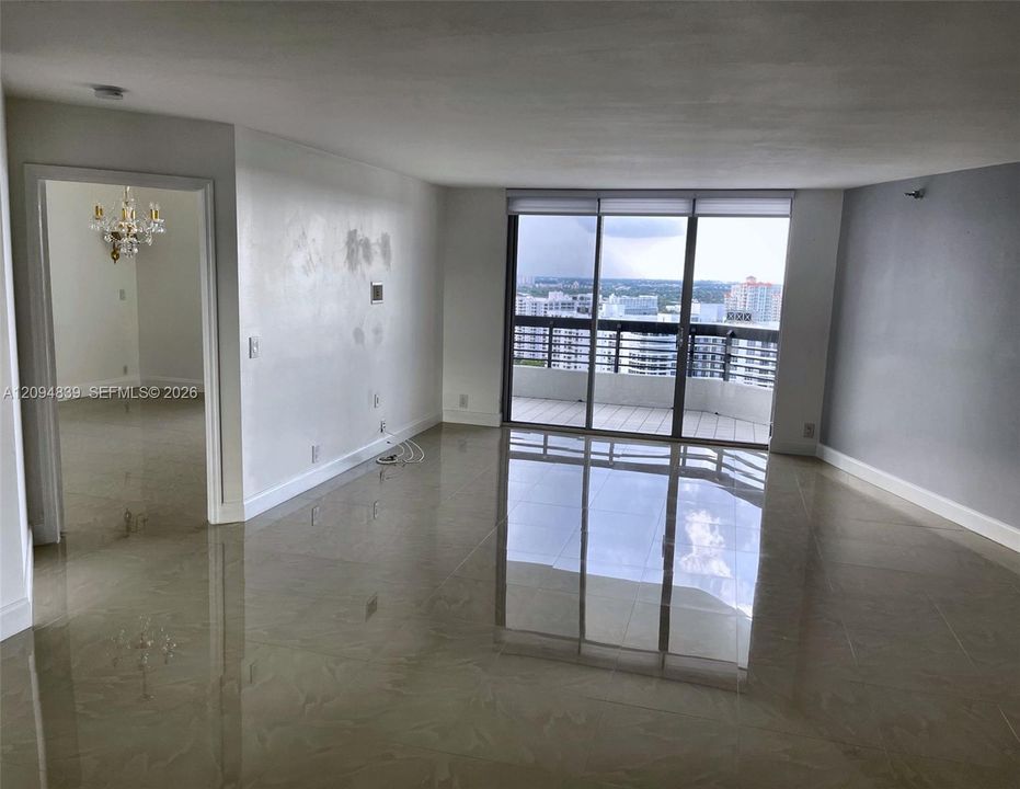 En Renta: $3,695 (2 camas, 2 baños, 1353 Pies cuadrados)