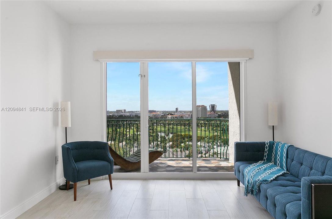 В аренду: $4,600 (2 спален, 2 ванн, 1320 Квадратных фут)