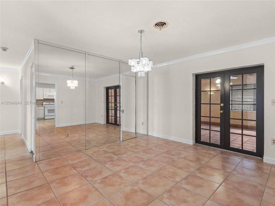 For Sale: $850,000 (4 beds, 3 baths, 2395 Square Feet)