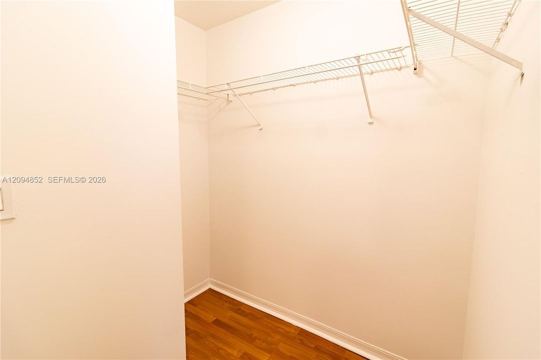 For Rent: $2,650 (2 beds, 2 baths, 1050 Square Feet)