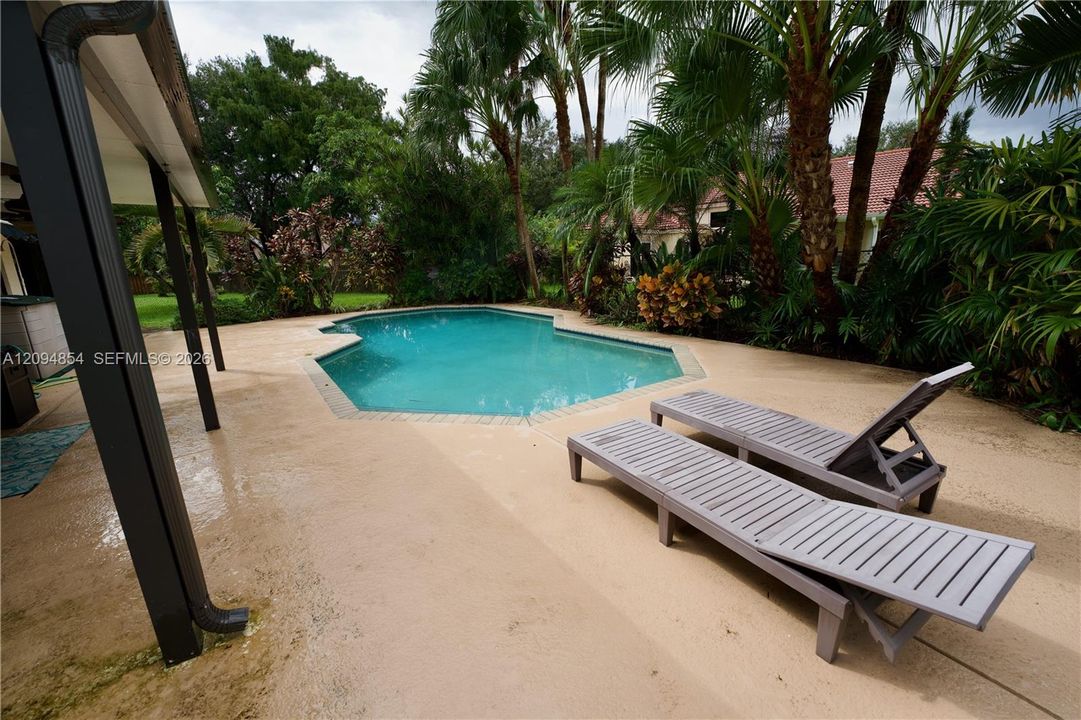 For Rent: $5,000 (4 beds, 2 baths, 2314 Square Feet)
