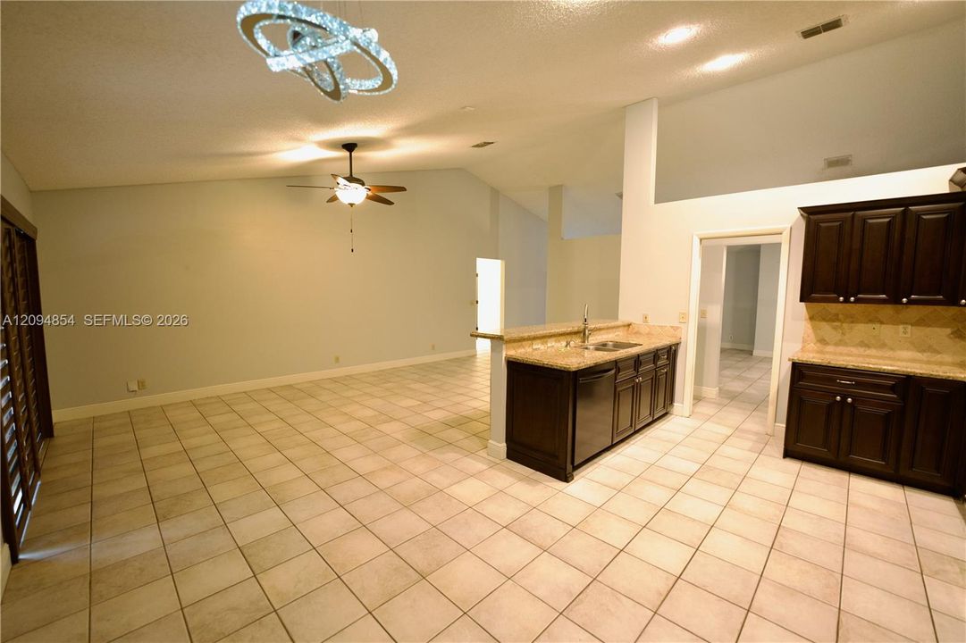 For Rent: $5,000 (4 beds, 2 baths, 2314 Square Feet)