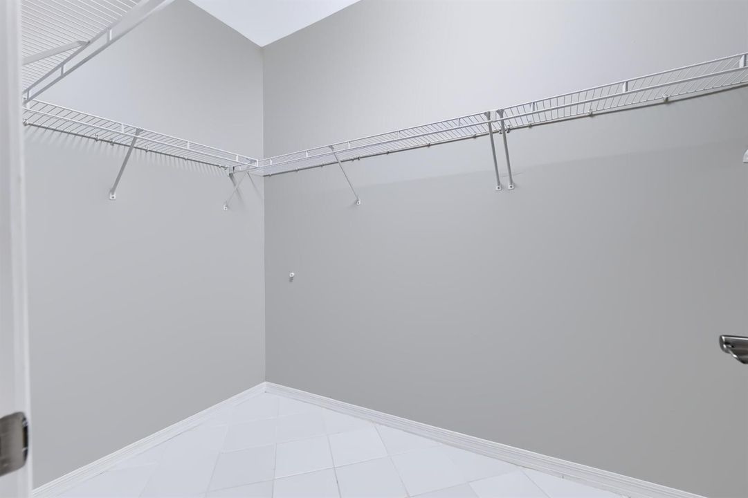 27 Primary Closet