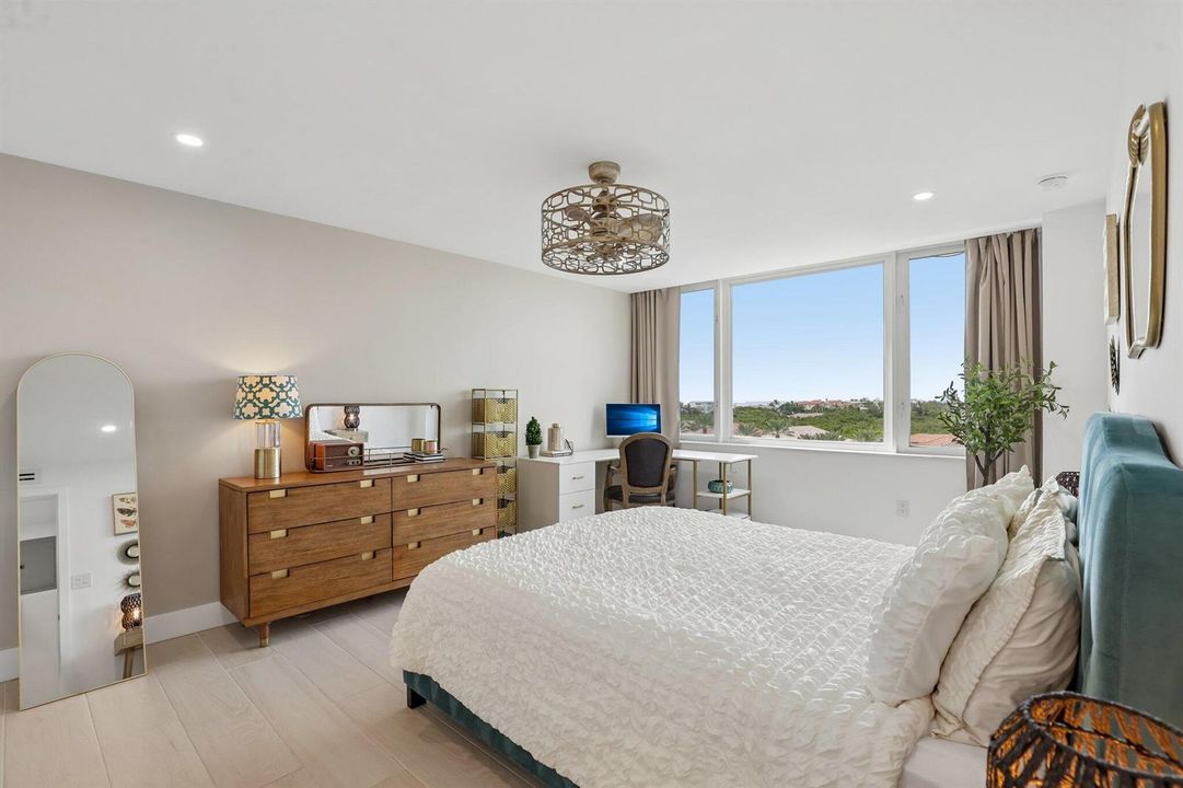 31-web-or-mls-S Ocean Blvd 704-S0108-031