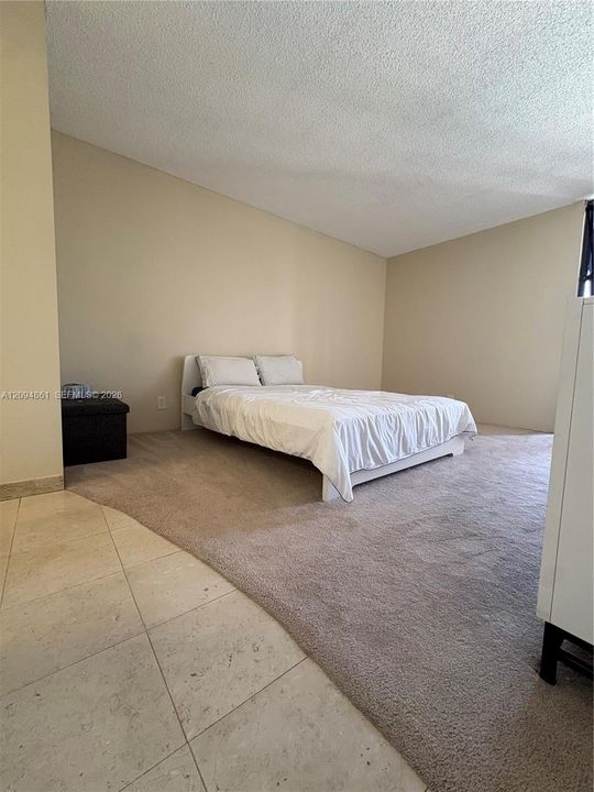 En Venta: $199,999 (1 camas, 1 baños, 913 Pies cuadrados)