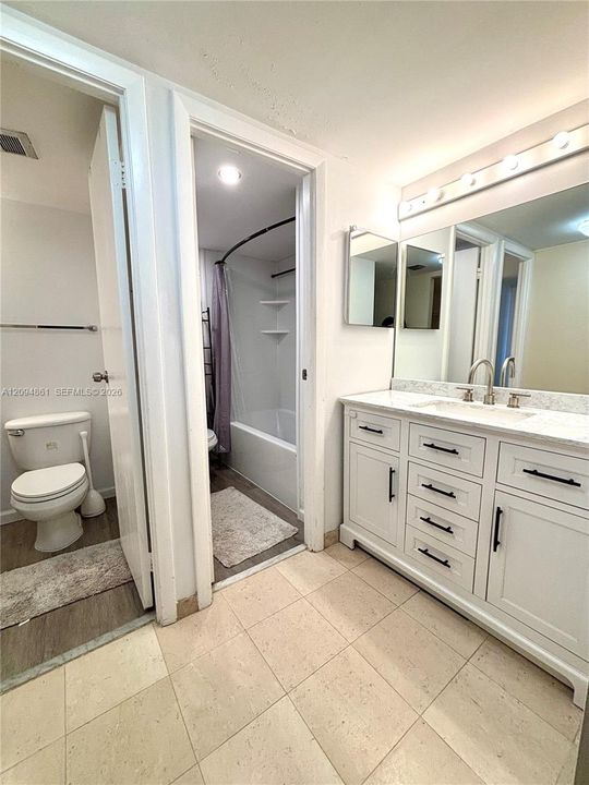En Venta: $199,999 (1 camas, 1 baños, 913 Pies cuadrados)