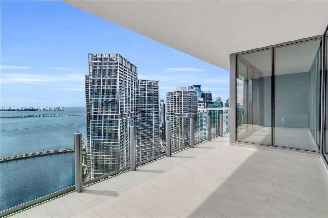 For Sale: $4,190,000 (3 beds, 4 baths, 3078 Square Feet)
