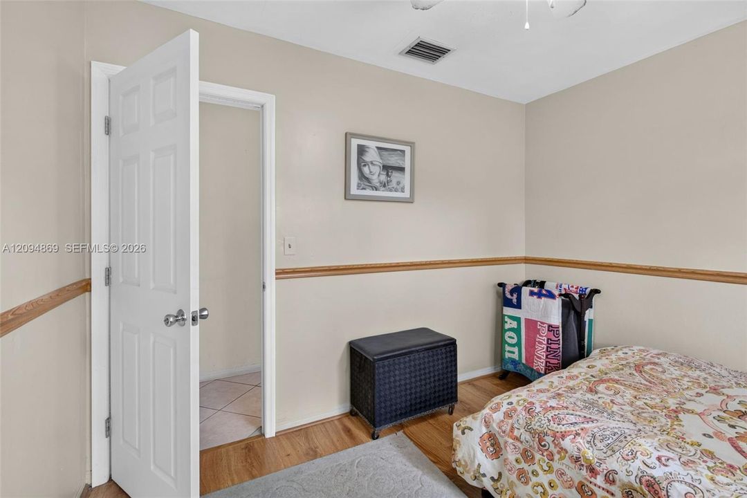 En Venta: $524,900 (3 camas, 2 baños, 1326 Pies cuadrados)
