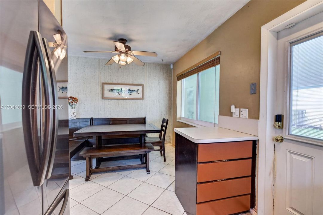 En Venta: $524,900 (3 camas, 2 baños, 1326 Pies cuadrados)