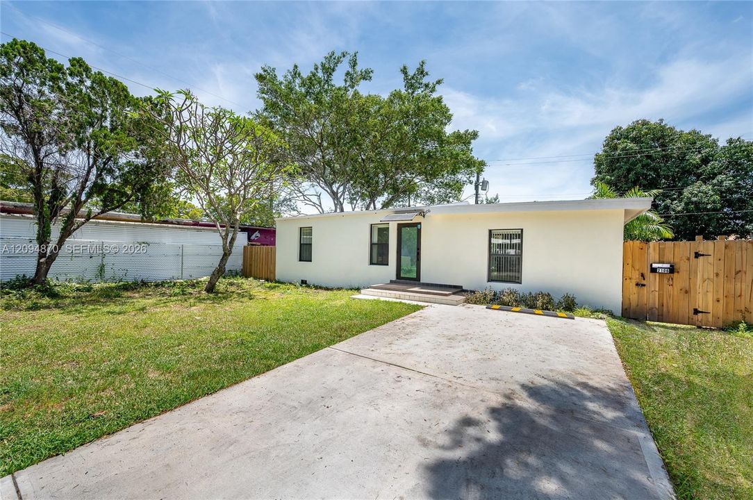 En Venta: $479,995 (2 camas, 1 baños, 935 Pies cuadrados)