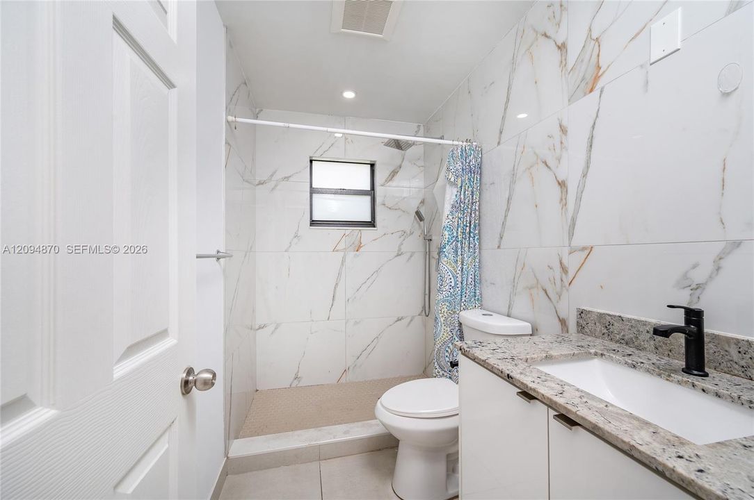 En Venta: $479,995 (2 camas, 1 baños, 935 Pies cuadrados)