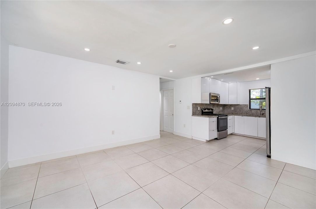 En Venta: $479,995 (2 camas, 1 baños, 935 Pies cuadrados)