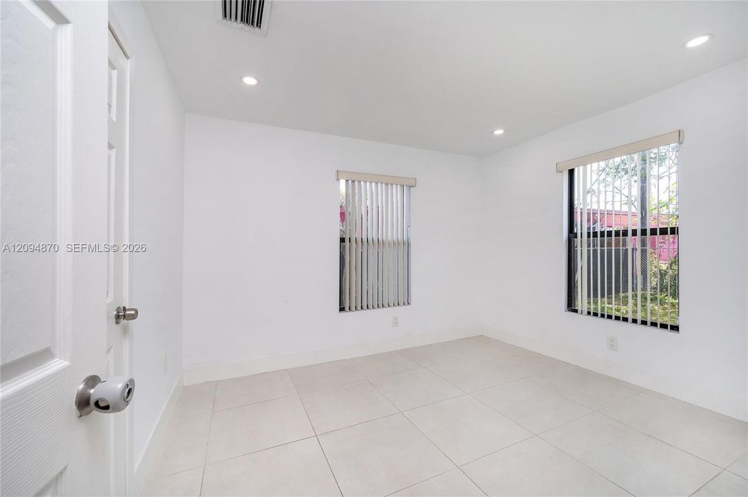 En Venta: $479,995 (2 camas, 1 baños, 935 Pies cuadrados)