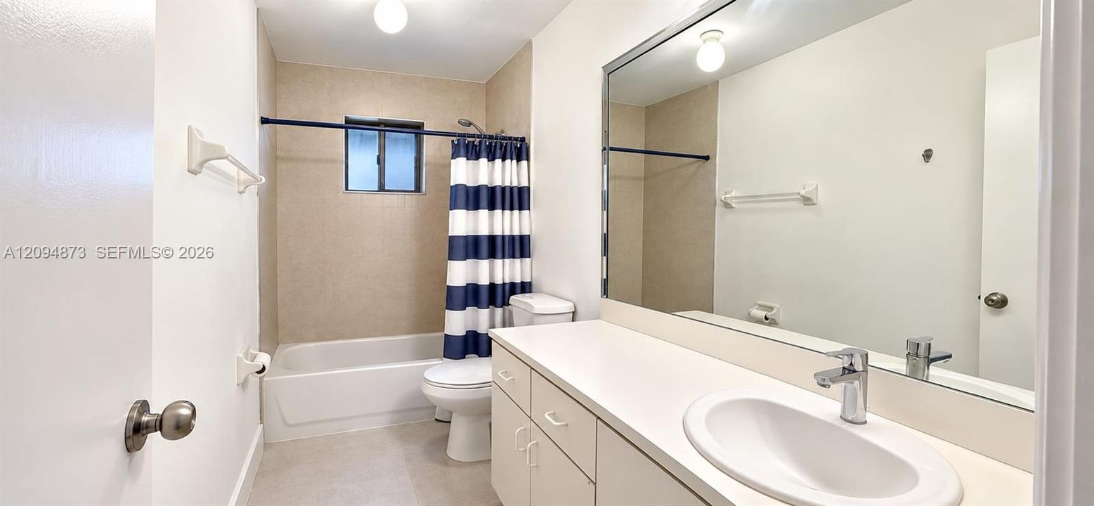 For Rent: $3,800 (3 beds, 2 baths, 2008 Square Feet)