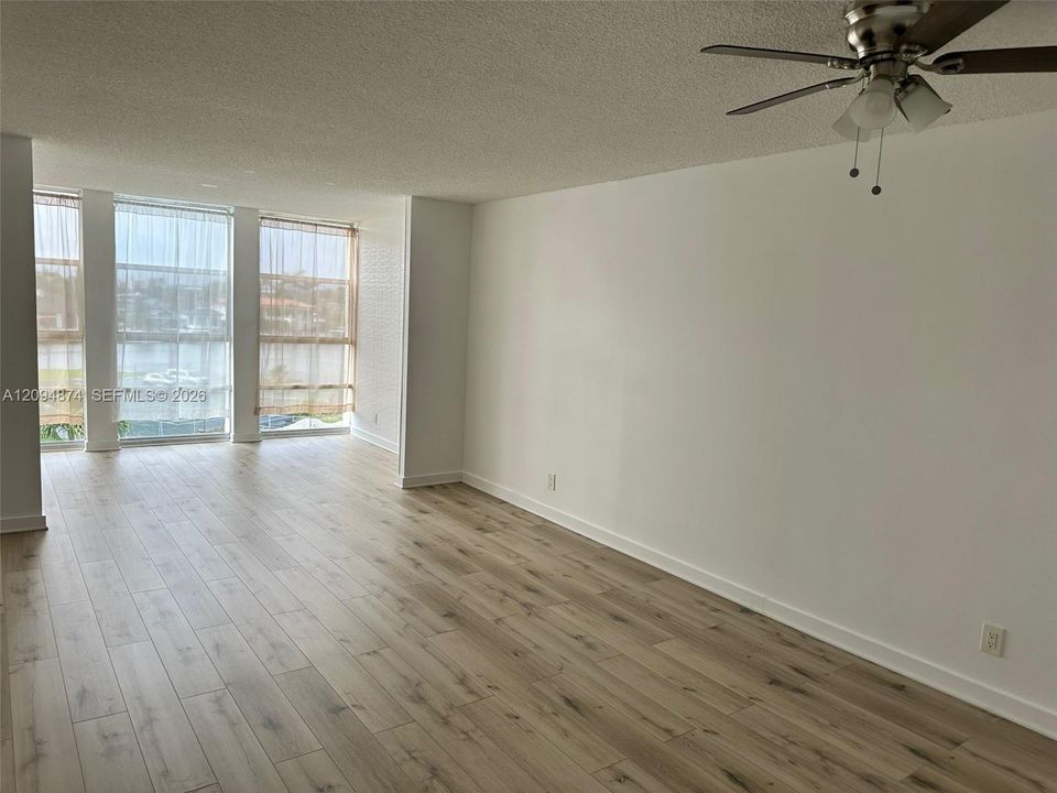 En Renta: $1,800 (1 camas, 1 baños, 820 Pies cuadrados)