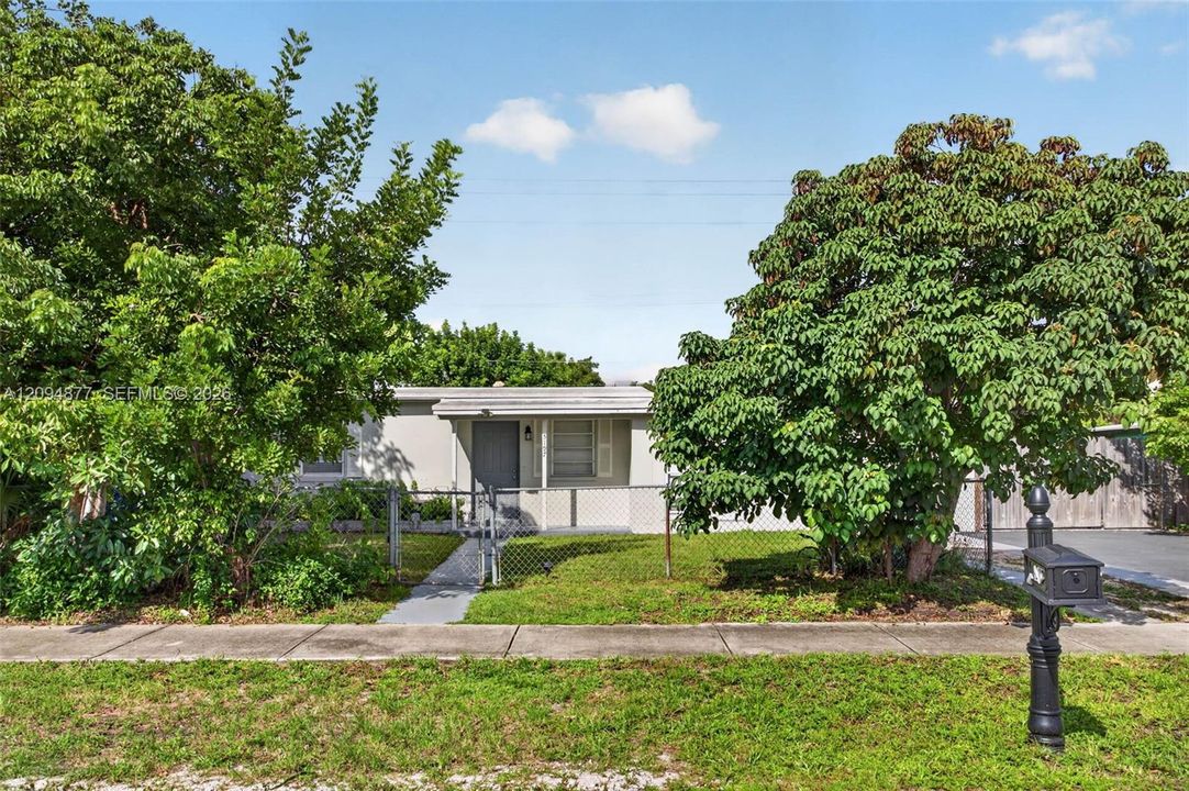 En Venta: $420,000 (3 camas, 1 baños, 1067 Pies cuadrados)