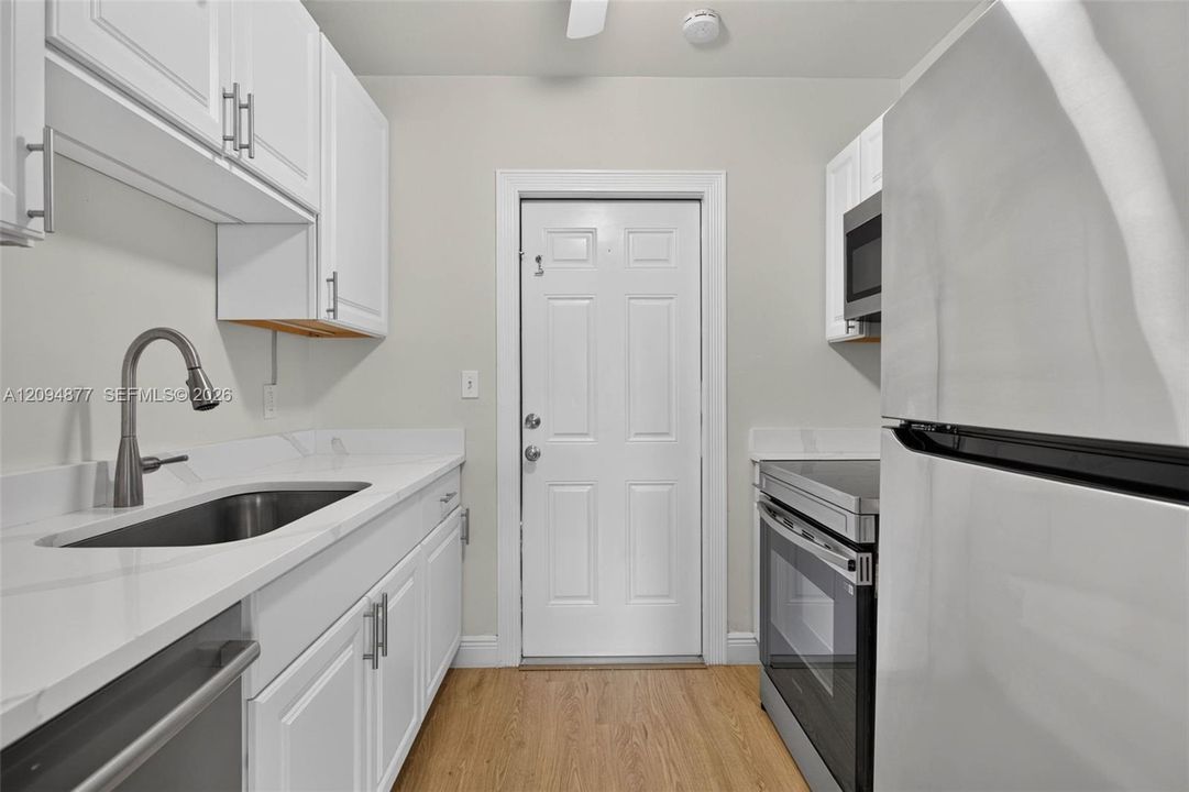 En Venta: $420,000 (3 camas, 1 baños, 1067 Pies cuadrados)
