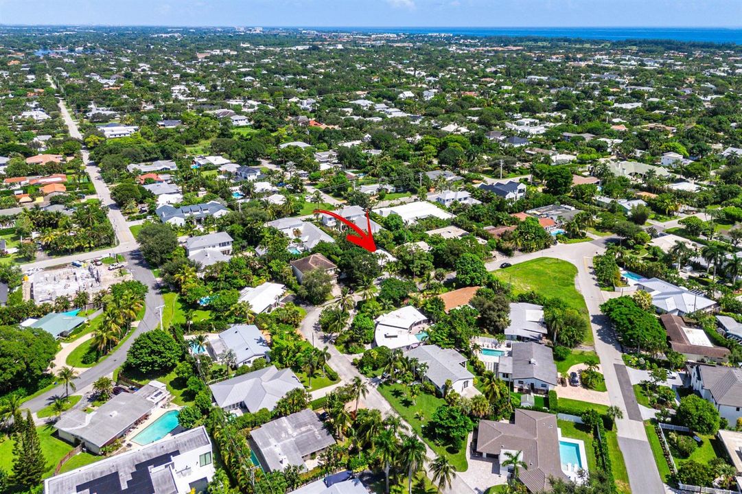 060-233LakeTerrace-DelrayBeach-FL-33444-