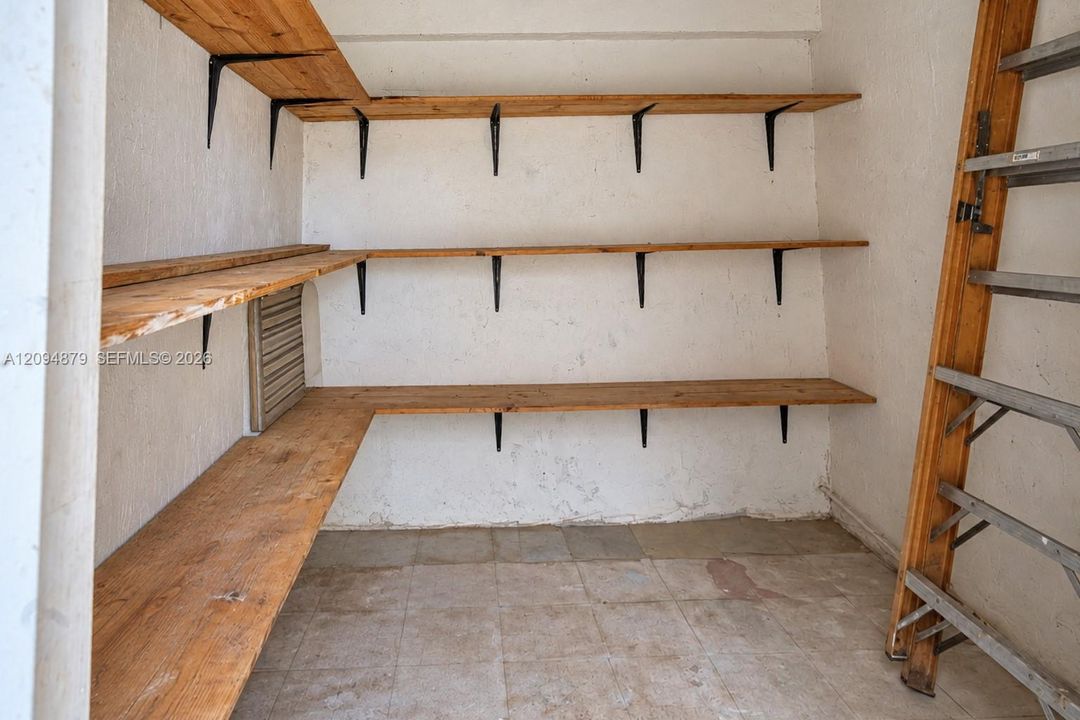 En Venta: $347,900 (2 camas, 2 baños, 1160 Pies cuadrados)