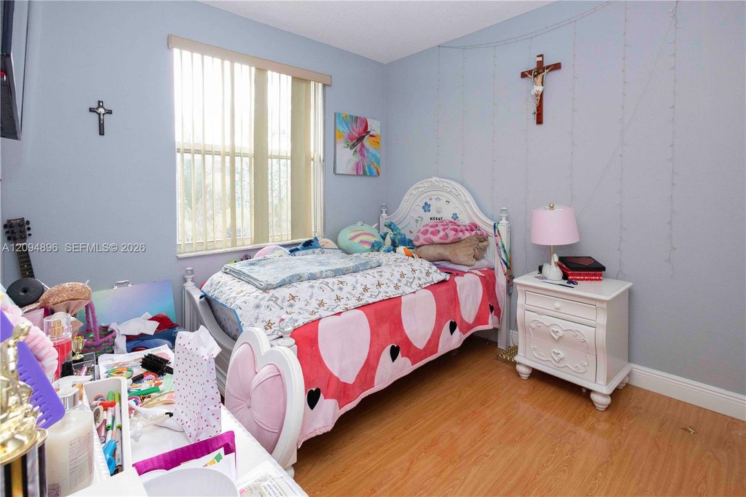 En Renta: $3,500 (4 camas, 2 baños, 1657 Pies cuadrados)