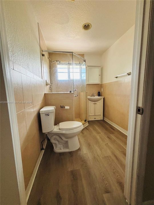 En Renta: $1,995 (2 camas, 1 baños, 880 Pies cuadrados)