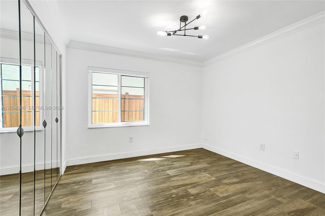For Sale: $797,777 (4 beds, 2 baths, 1833 Square Feet)