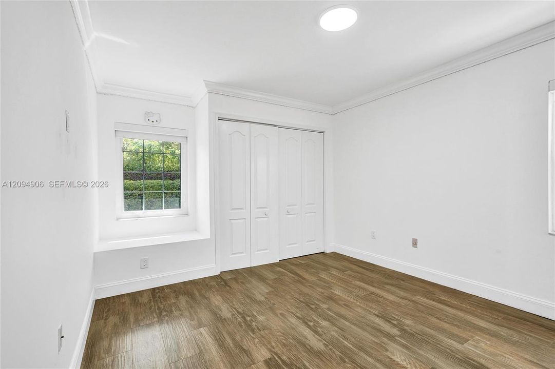 For Sale: $797,777 (4 beds, 2 baths, 1833 Square Feet)