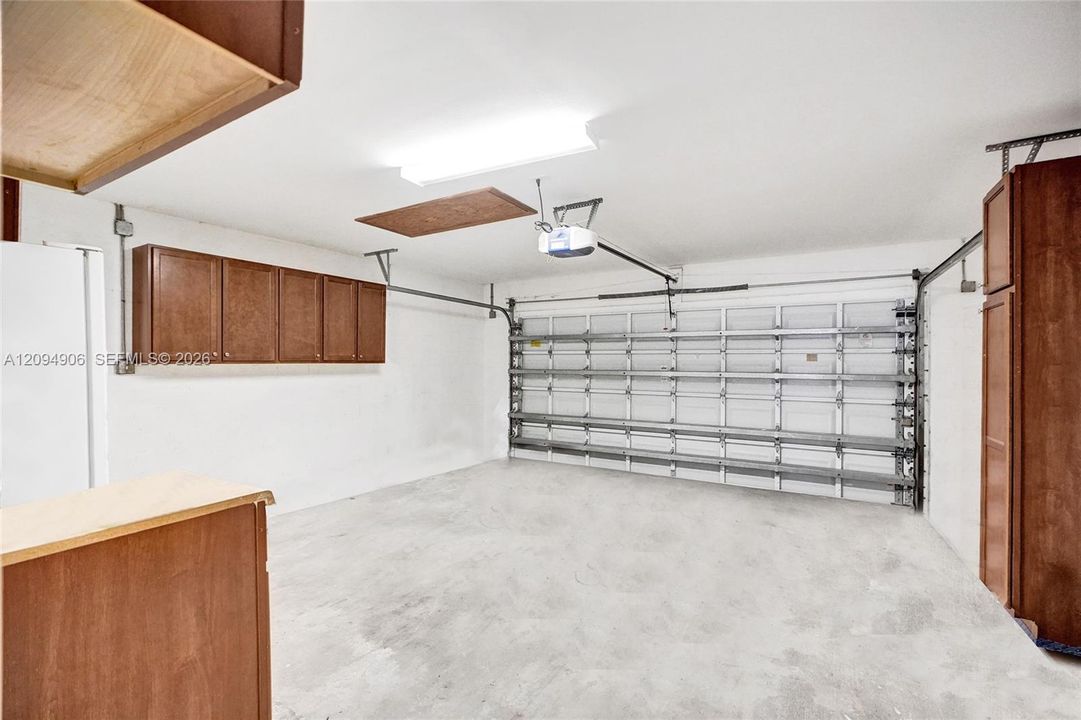 For Sale: $797,777 (4 beds, 2 baths, 1833 Square Feet)