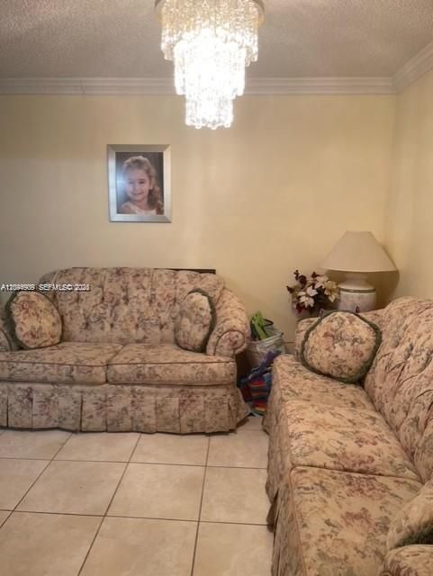 En Renta: $900 (1 camas, 1 baños, 1170 Pies cuadrados)