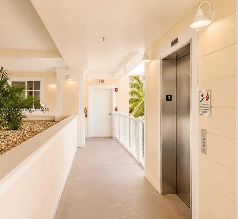 En Venta: $545,000 (2 camas, 2 baños, 1001 Pies cuadrados)