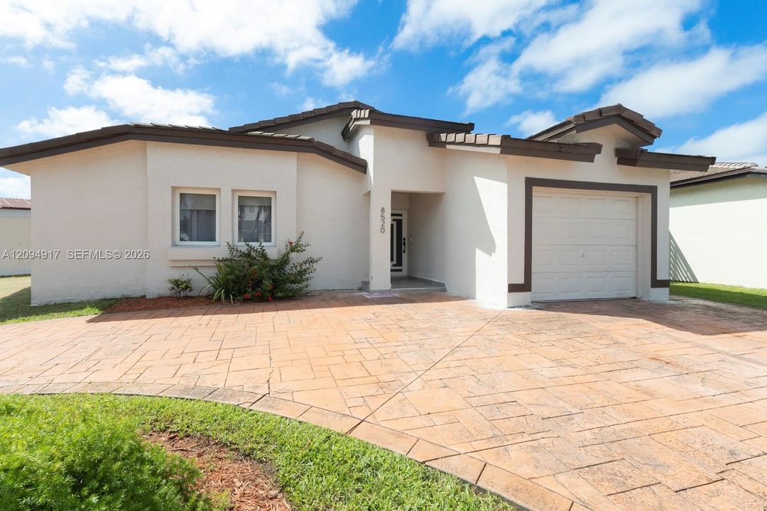 For Sale: $580,000 (3 beds, 2 baths, 1439 Square Feet)