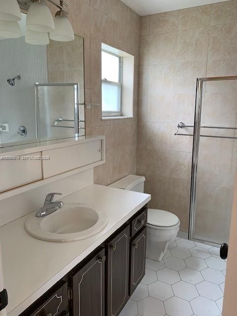 Master Bedroom Bathroom