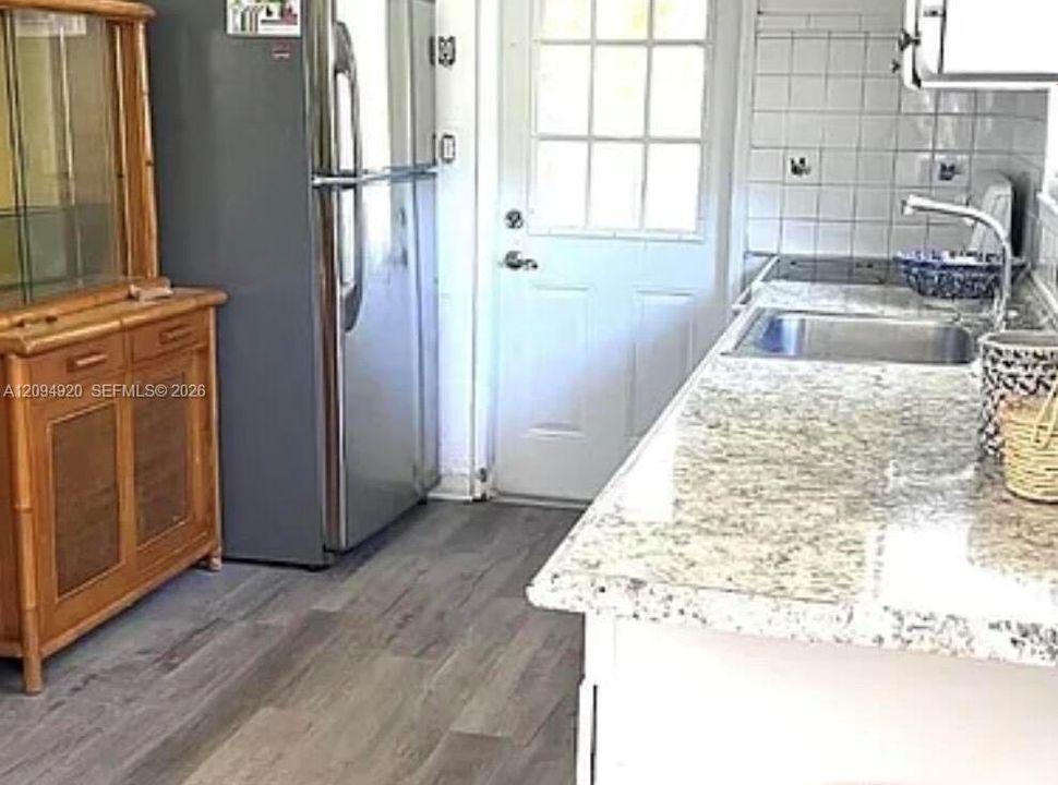 En Venta: $420,000 (3 camas, 1 baños, 117520 Pies cuadrados)