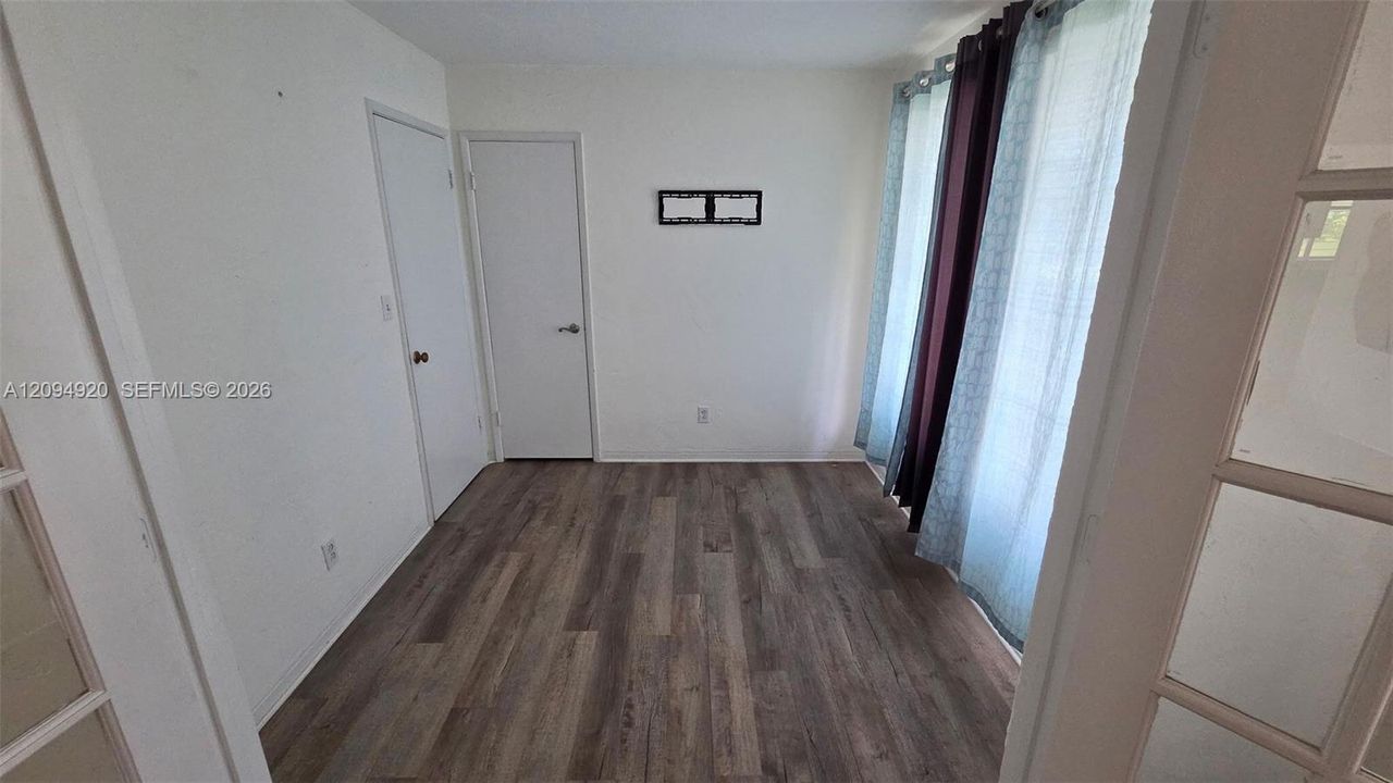 En Venta: $420,000 (3 camas, 1 baños, 117520 Pies cuadrados)