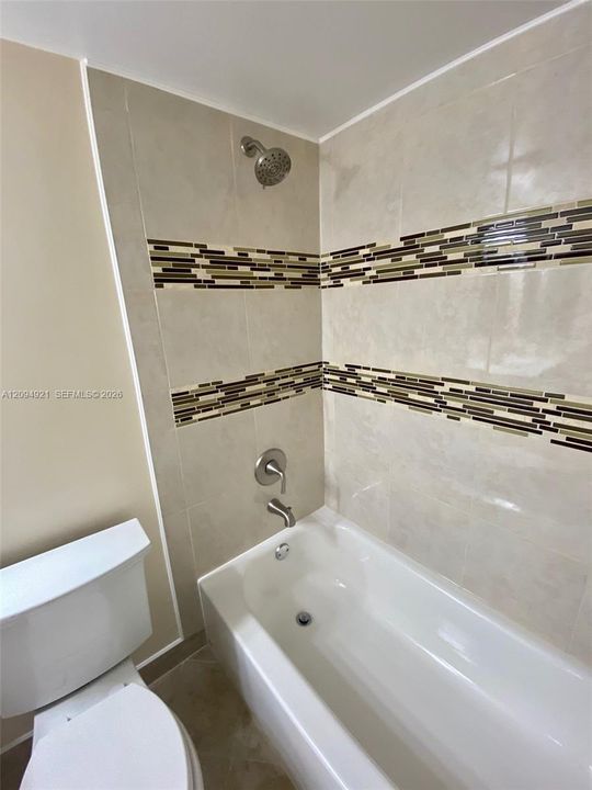 В аренду: $2,000 (1 спален, 1 ванн, 773 Квадратных фут)