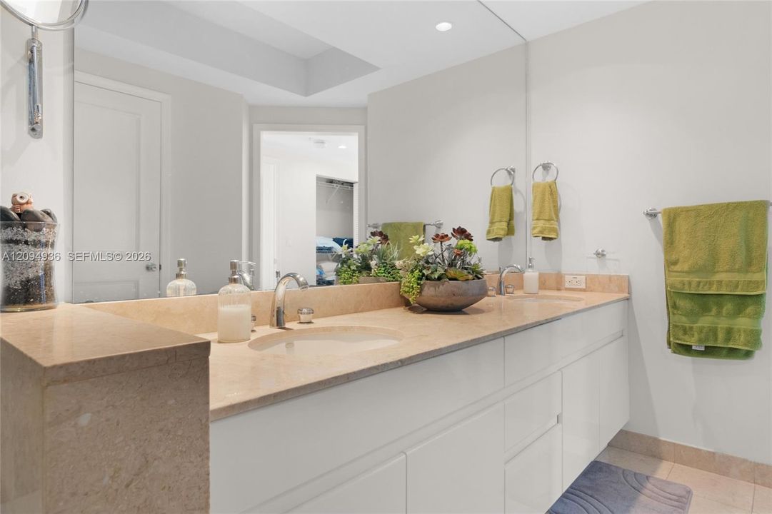 For Rent: $7,500 (2 beds, 2 baths, 1694 Square Feet)