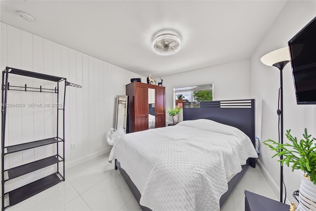 For Sale: $530,000 (4 beds, 3 baths, 1806 Square Feet)