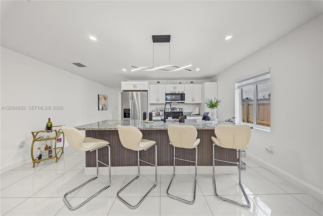 For Sale: $530,000 (4 beds, 3 baths, 1806 Square Feet)